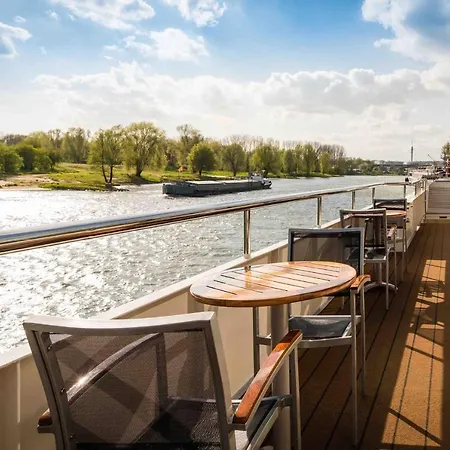 Select Ms Serenade 1 - 5*