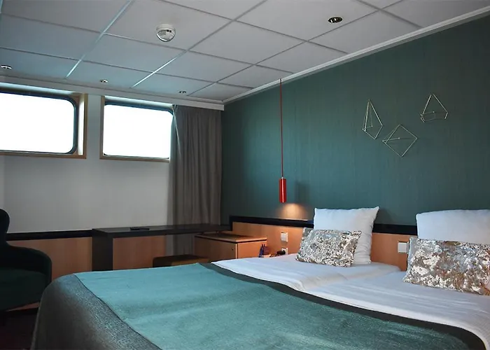 Select Ms Serenade 1 - 5* Düsseldorf