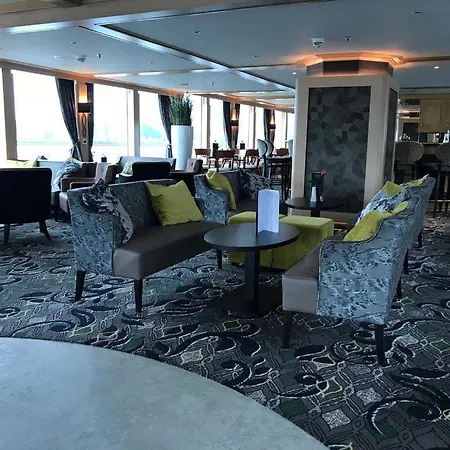 Select Ms Serenade 1 - 5* デュッセルドルフ