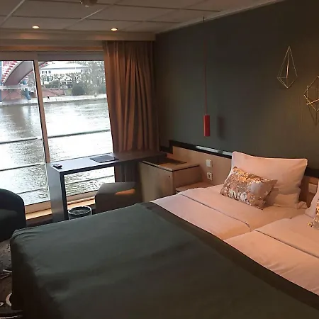 ホテル Select Ms Serenade 1 -