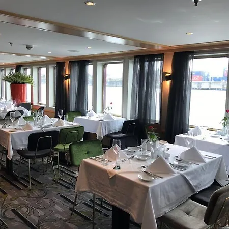 Select Ms Serenade 1 - ホテル デュッセルドルフ